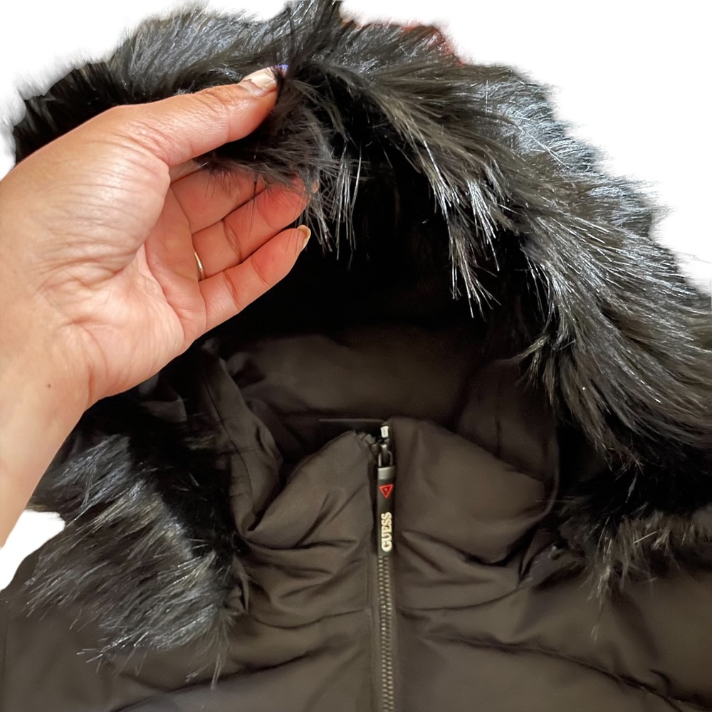 Guess Faux-Fur-Trim Black Hooded Puffer Coat - Picture 2 of 6